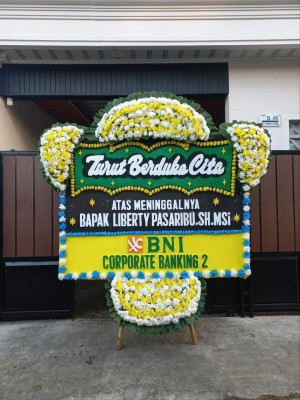 Papan Bunga Duka di Sambongpari
