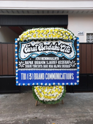 Papan Bunga Duka di Sambongpari
